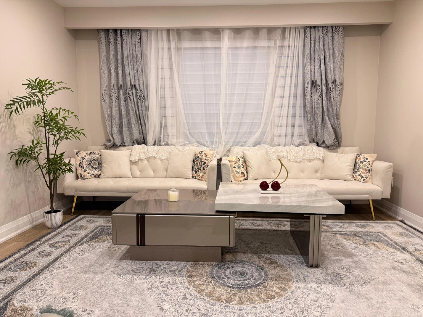 2 Modern Sofa Beds + Extendable Coffee Table – Like New - photo 2