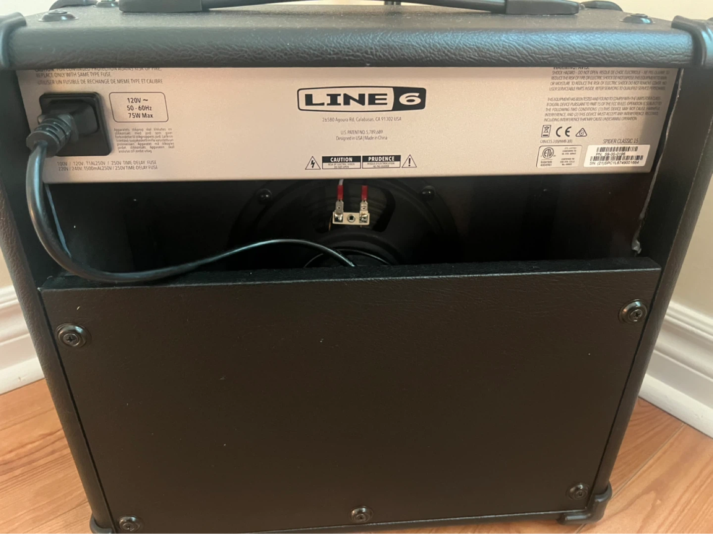 Line 6 classic 15 spider guitar amp - photo 3