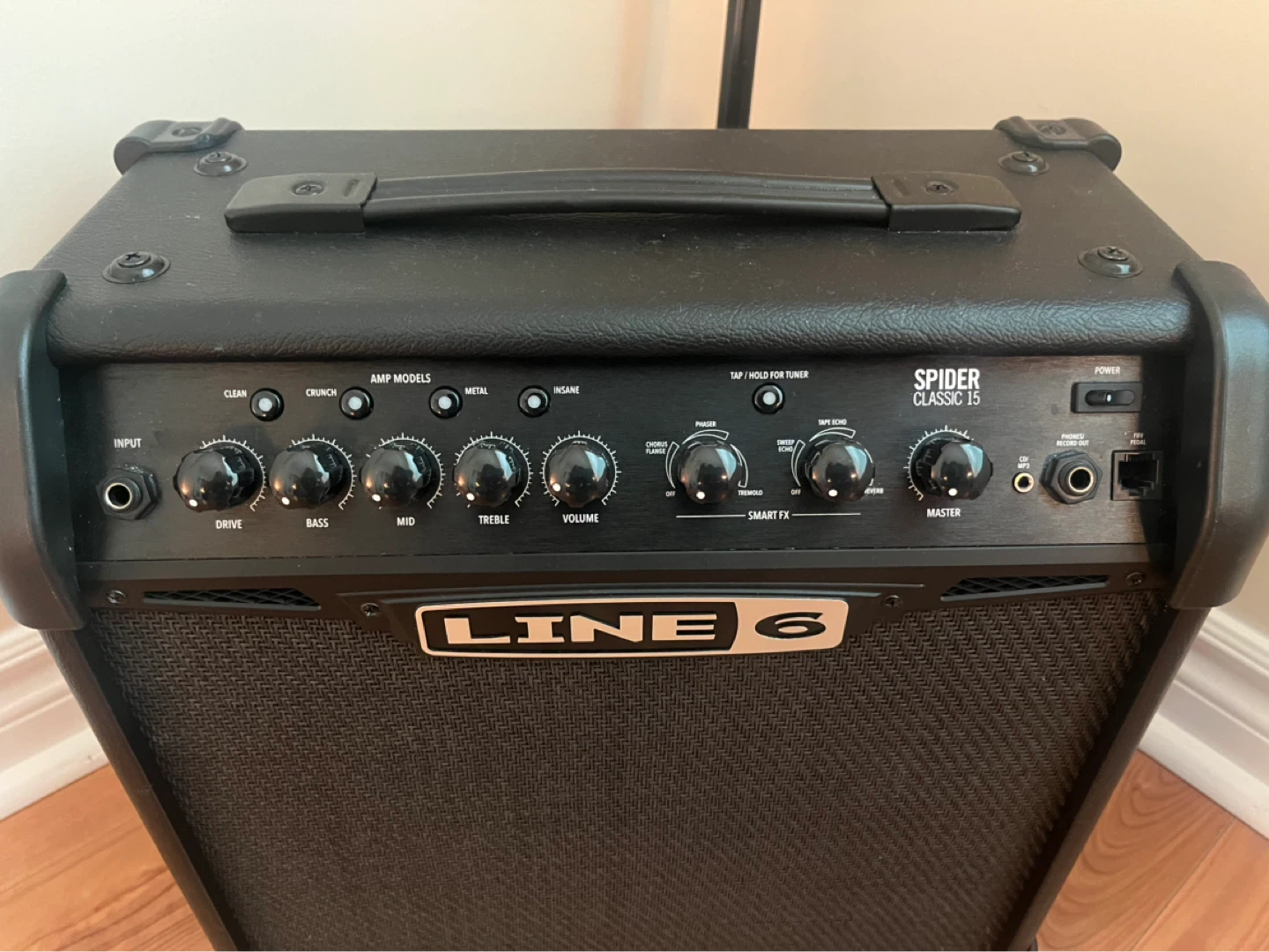 Line 6 classic 15 spider guitar amp - photo 2