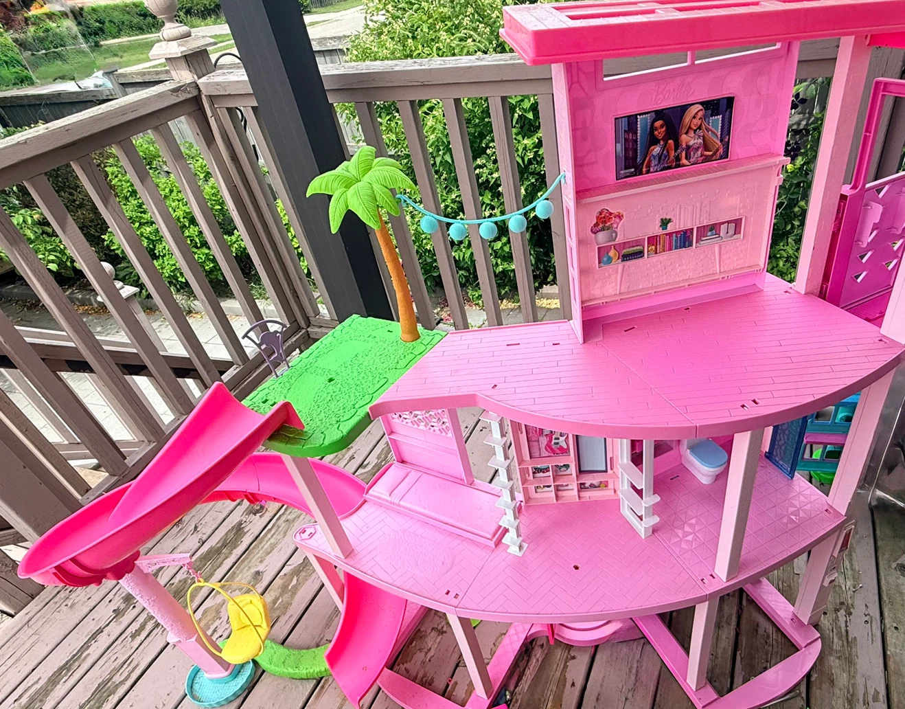 Barbie Dreamhouse with Pool and Slide - photo 3