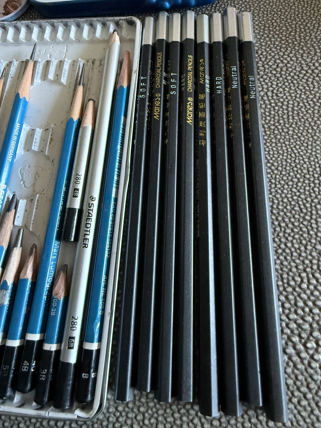 Assorted Watercolour Paint Pan Set with Pencils - photo 2