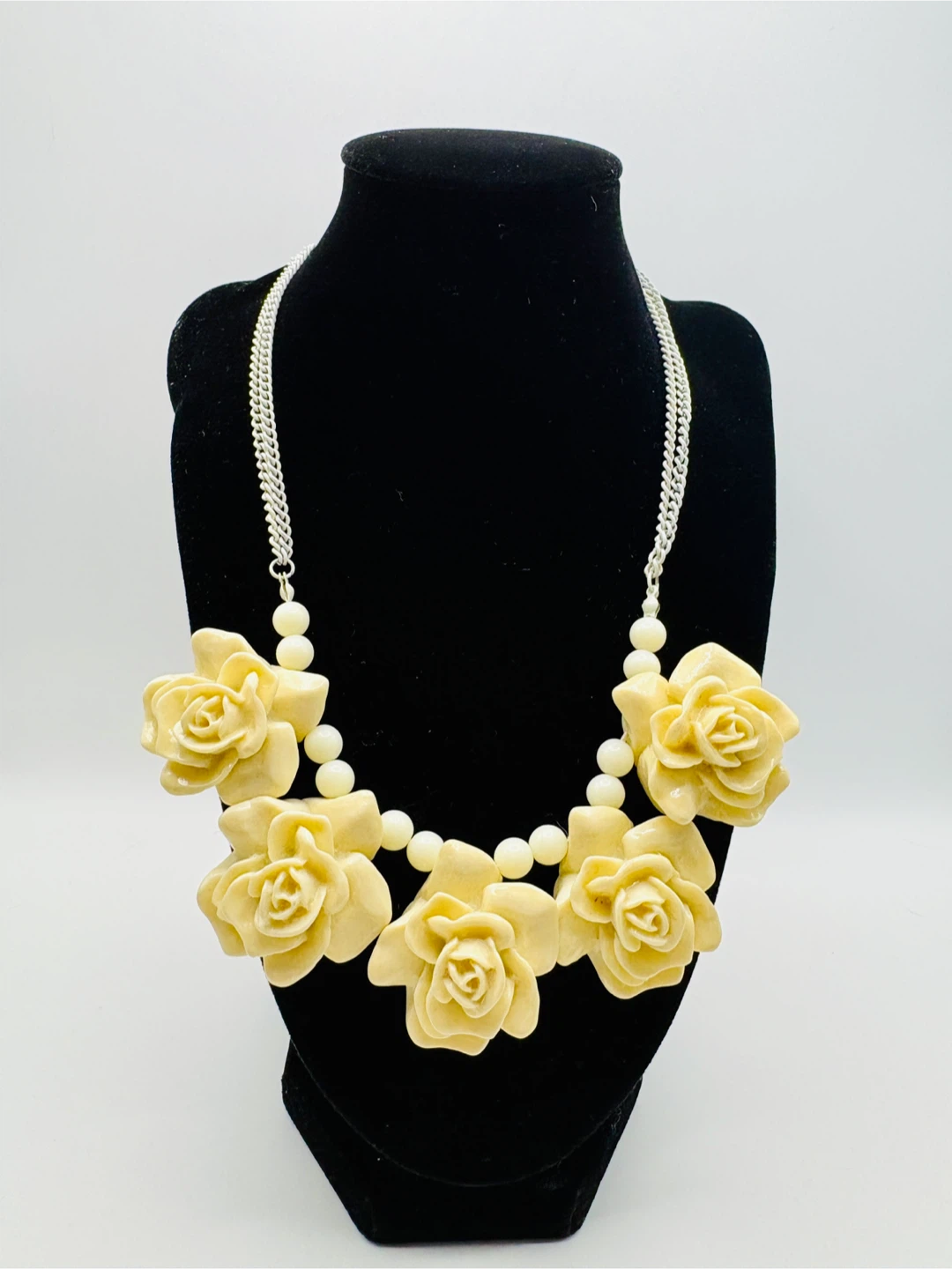 Floral Rose Necklace