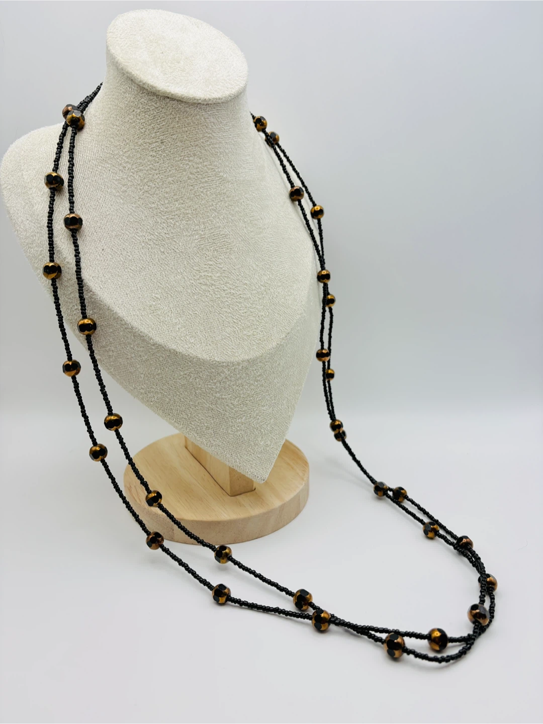 Black and Gold Faceted Beaded Necklace - photo 2