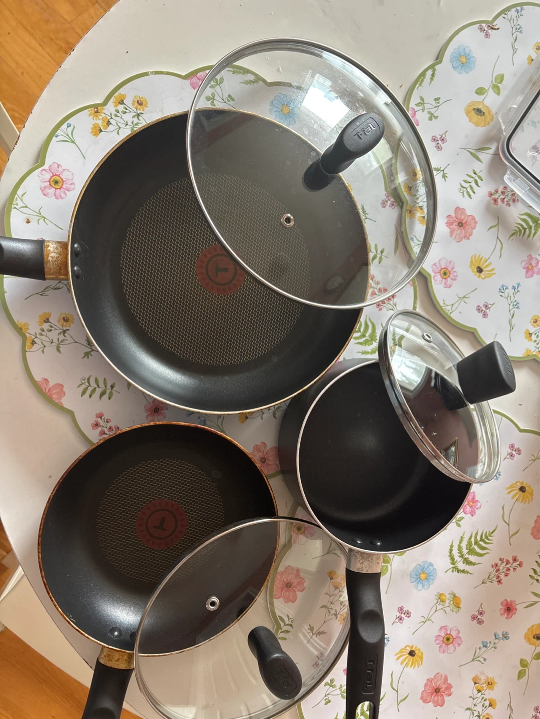 T-fal Frying Pans and Saucepan Set