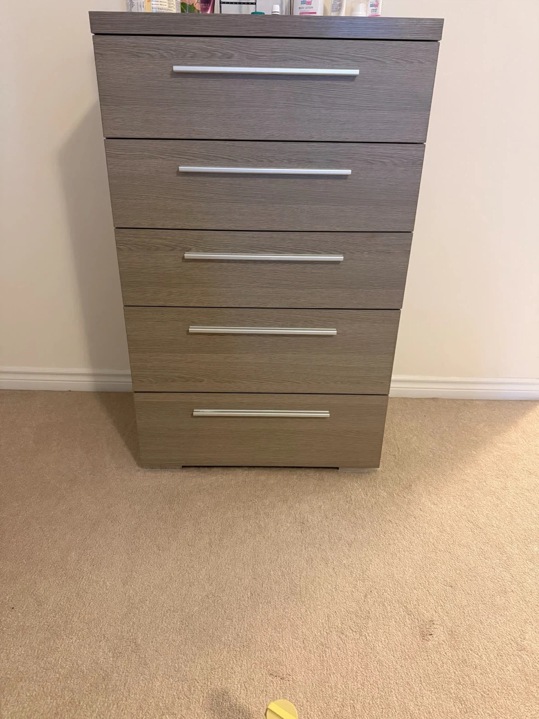 Moving sale — gorgeous Leon’s bedroom set + console table 🏡 - photo 5