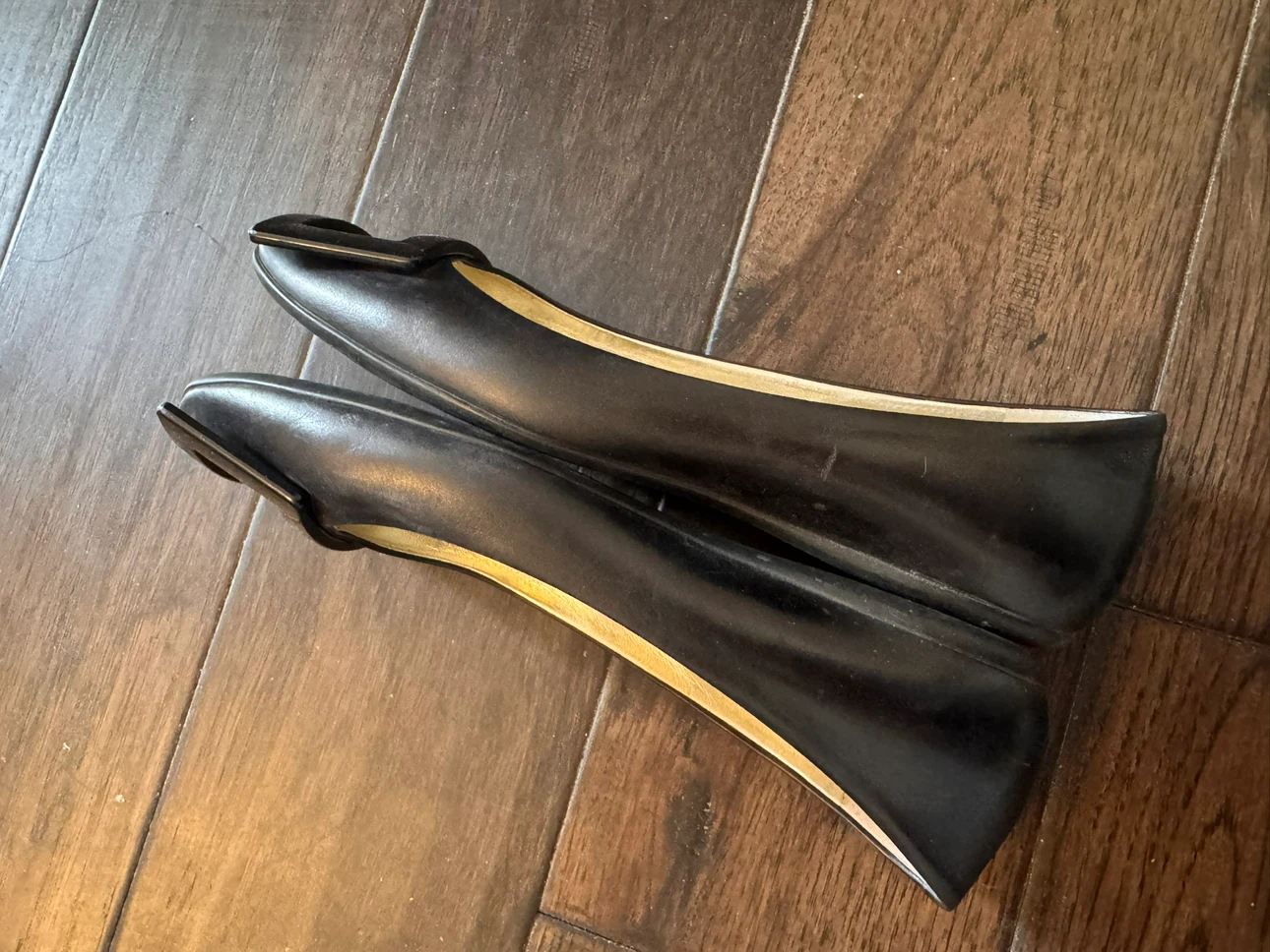 Moving sale-Roger Vivier Black Ballet Flats with Buckle - photo 3