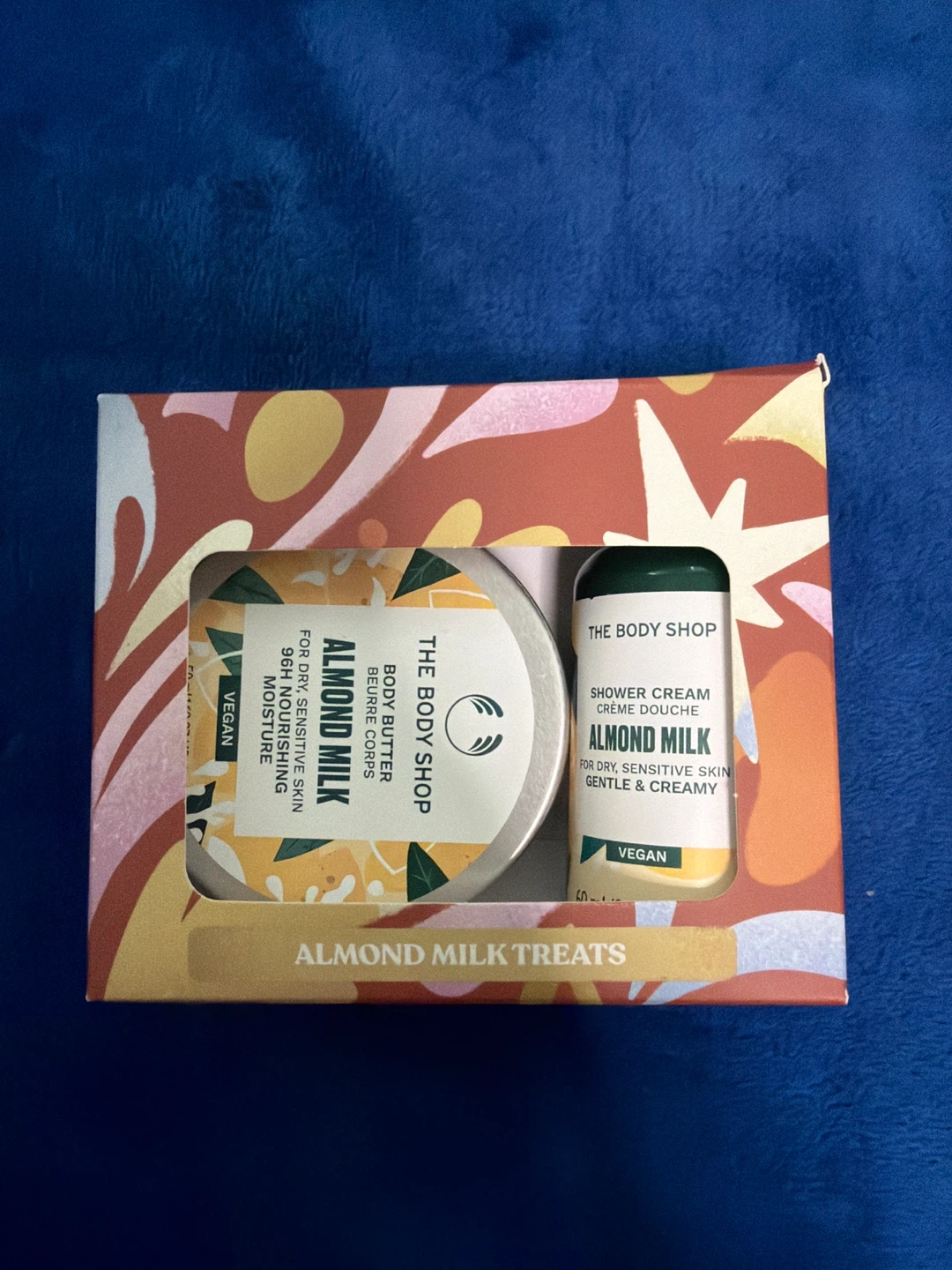 The Body Shop Almond Milk Treats Gift Set