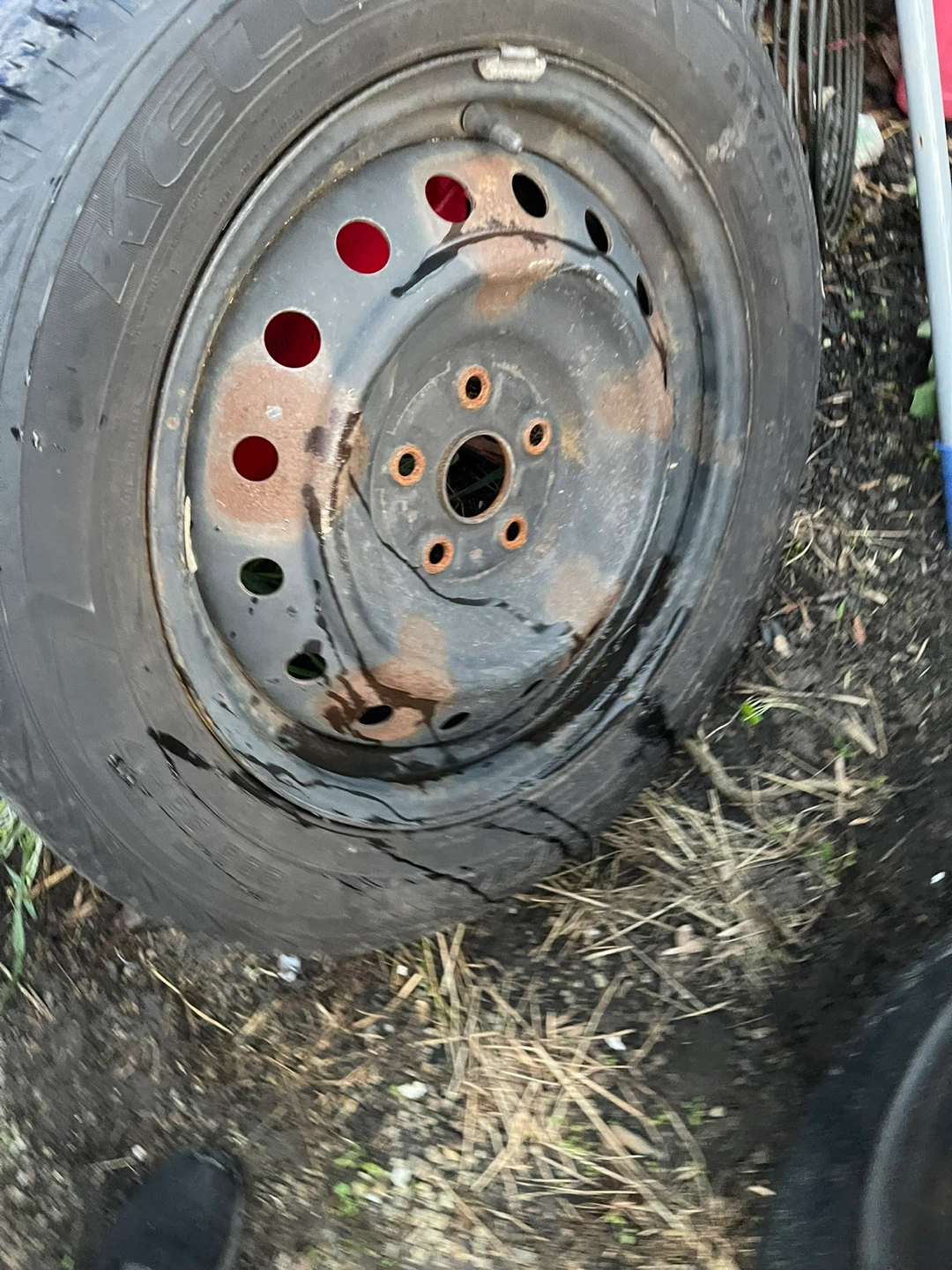 2016 Subaru legacy factory tires - photo 3