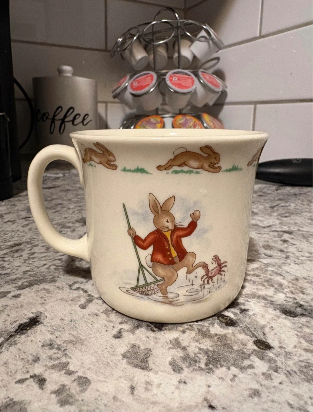 1939 antique Royal Doulton Bunnykins "Fishing" Mug - RARE - photo 2