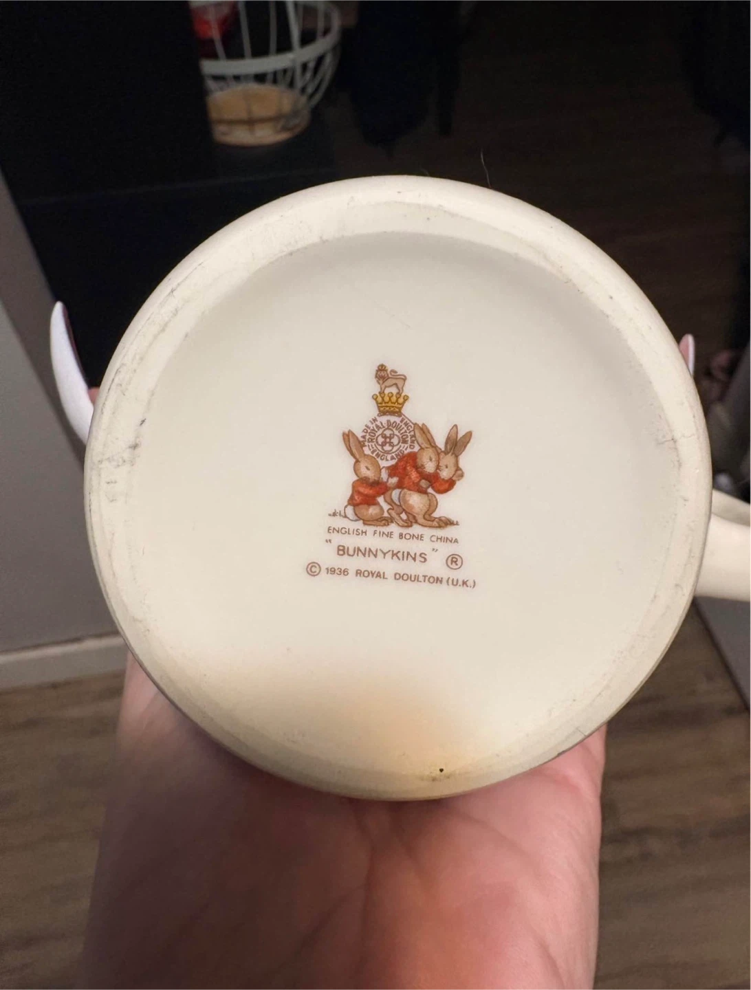 1939 antique Royal Doulton Bunnykins "Fishing" Mug - RARE - photo 3