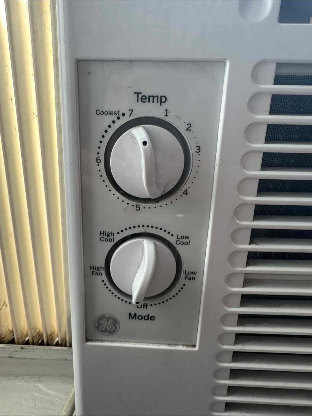 GE Room Air Conditioner - photo 2