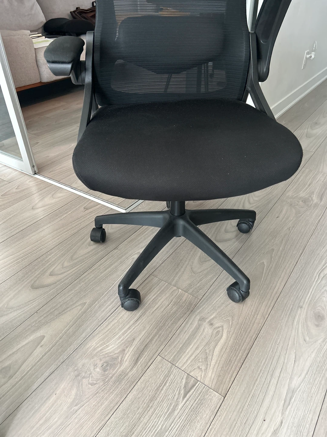 Ergonomic Mesh Office Chair - photo 4