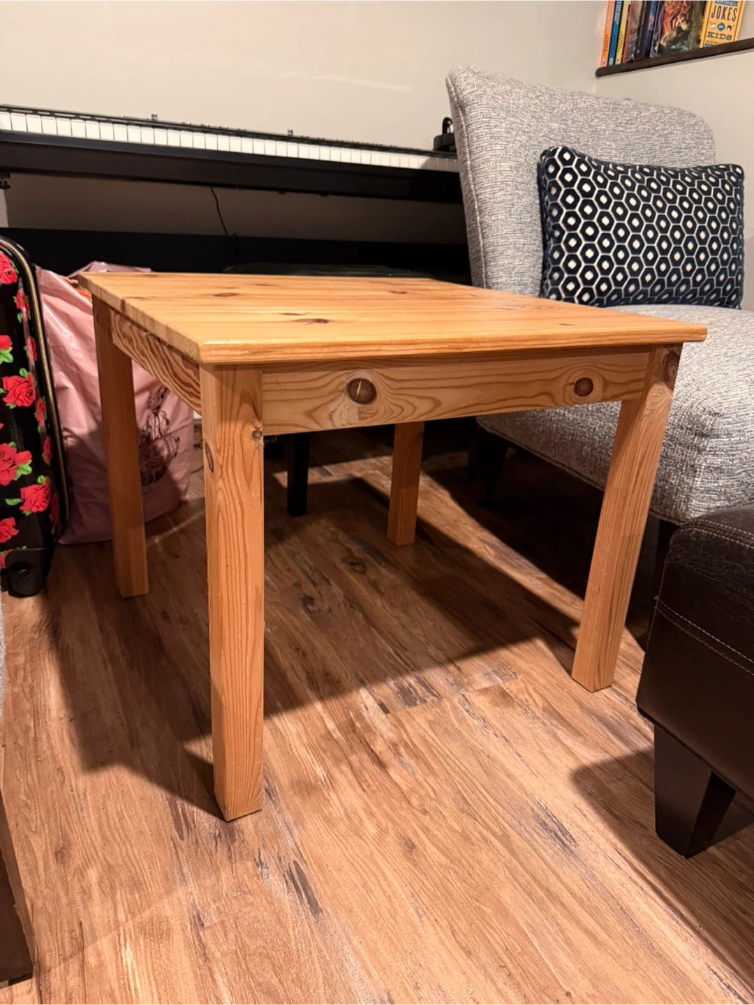 Pine end table
