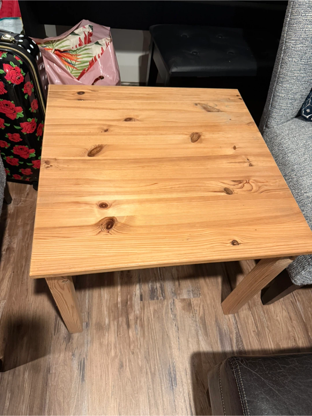 Pine end table - photo 2