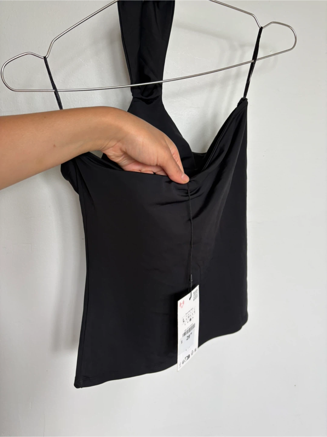 Black Halter Neck Tank Top Zara NWT fits m - photo 4