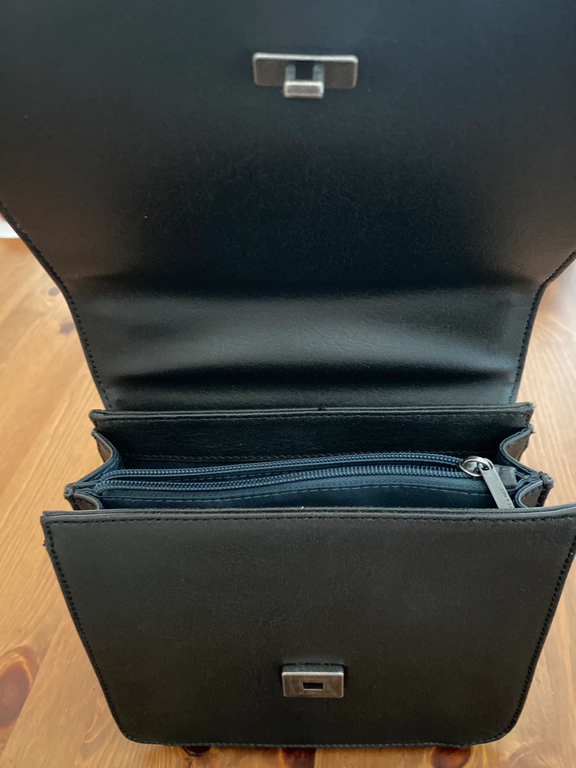 Matt & Nat Black Crossbody Bag - photo 2