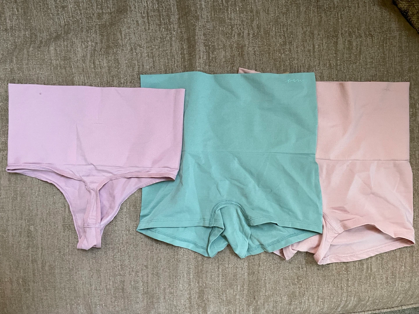 VS  PINK Seamless Shapewear - photo 2