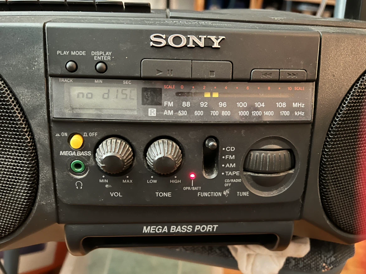 Sony Boombox Radio , Tale and CD player