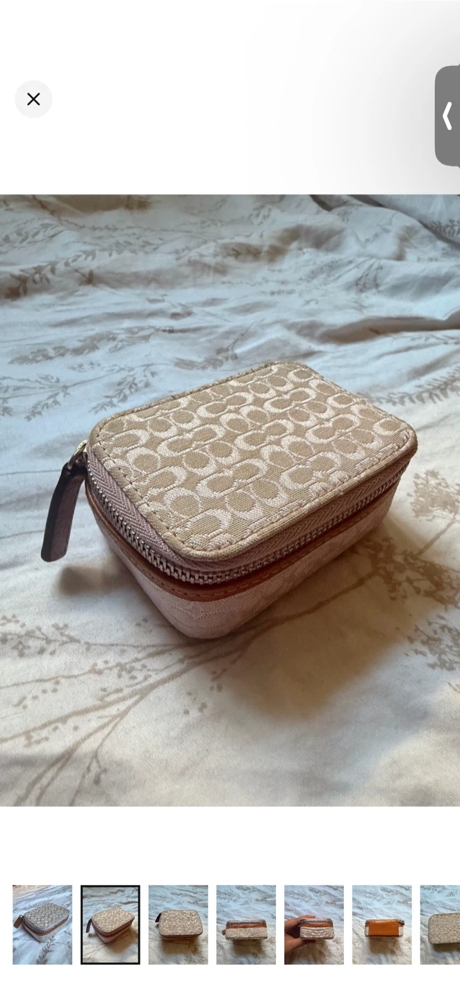 Vintage Lilac Coach Signature Pill Box/ small zip-around pouch - photo 2
