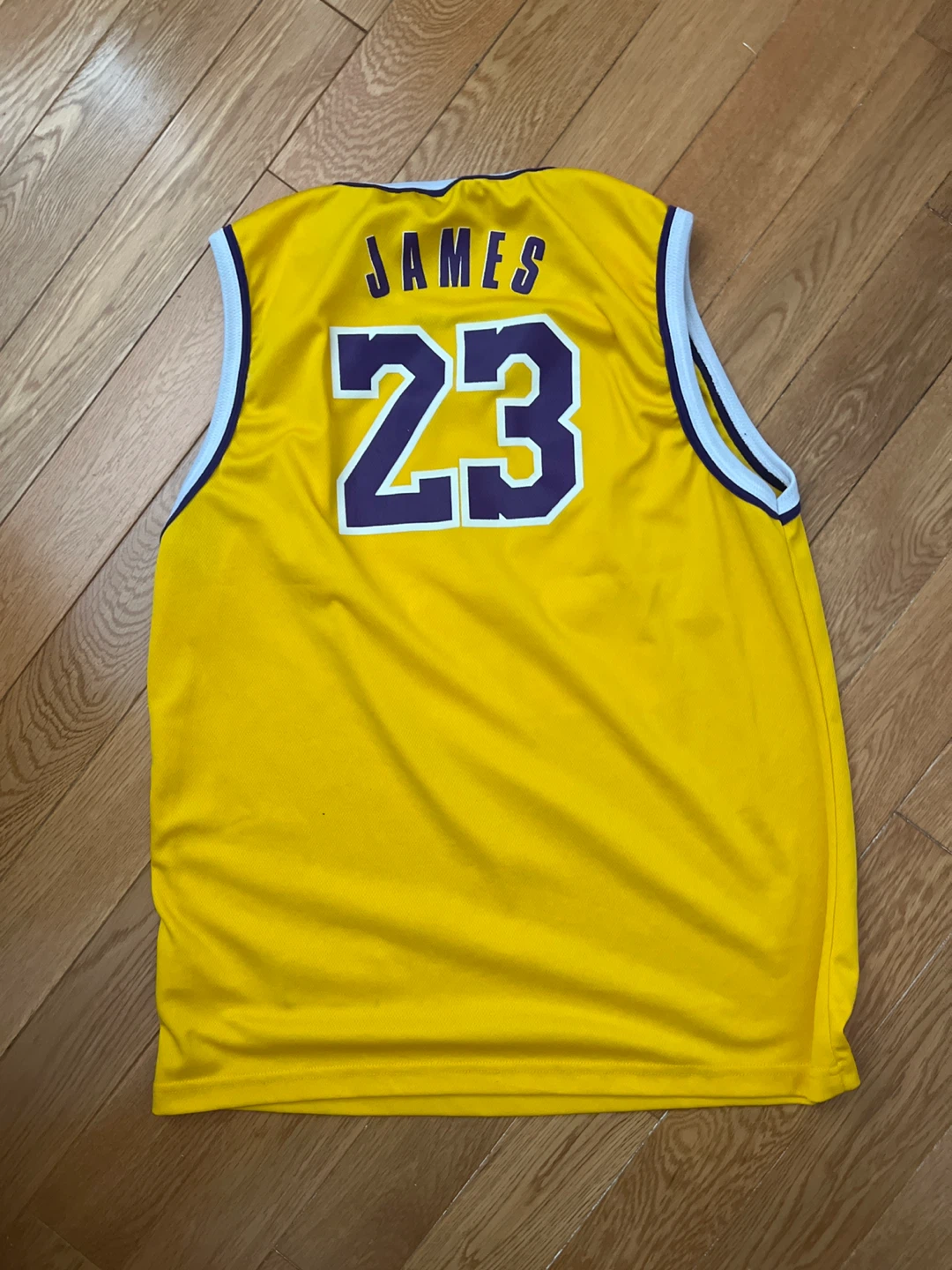 Nike Los Angeles Lakers LeBron James #23 Jersey - photo 2