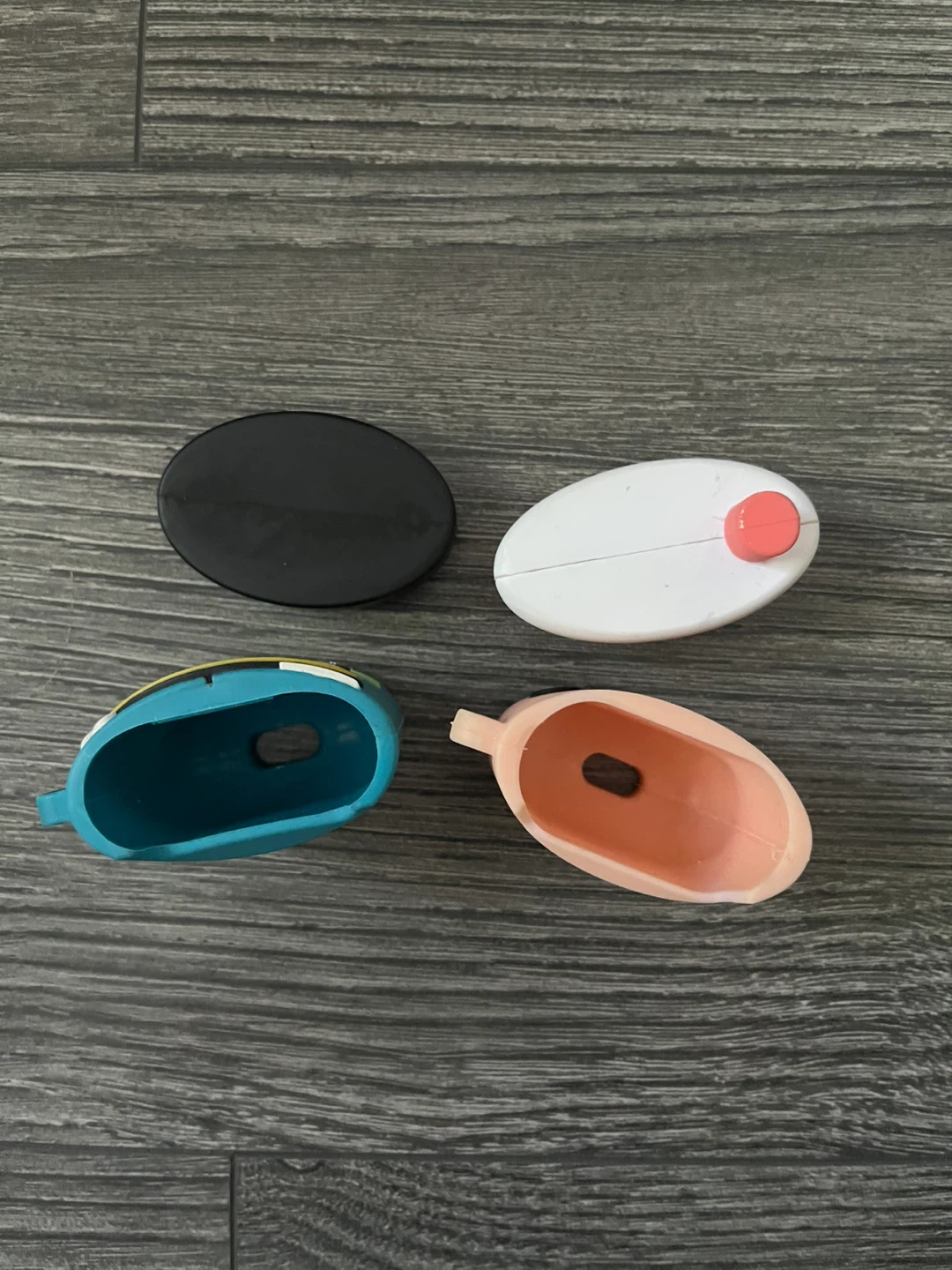 Airpod Gen 1/2 Cases - photo 3