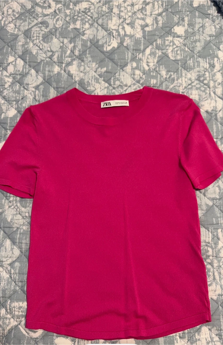 Zara Pink Knit T-Shirt - Size Medium