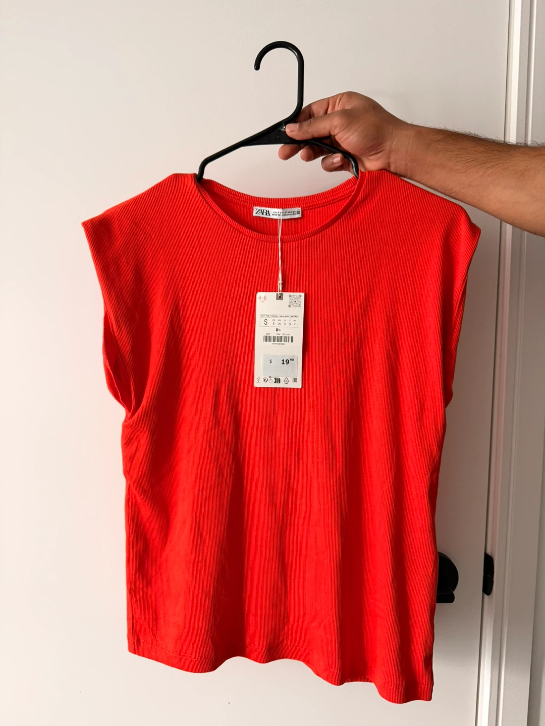 Zara Ribbed Sleeveless Top - Red - Size S