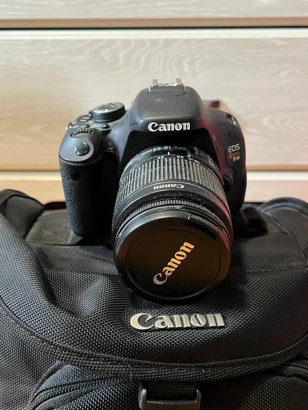 Canon EOS Rebel T3i with full equipment - photo 2