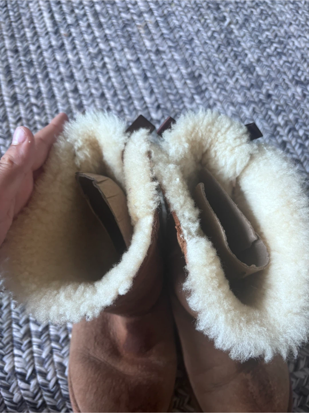 UGG Boots with Bows size 3.5 US - photo 3