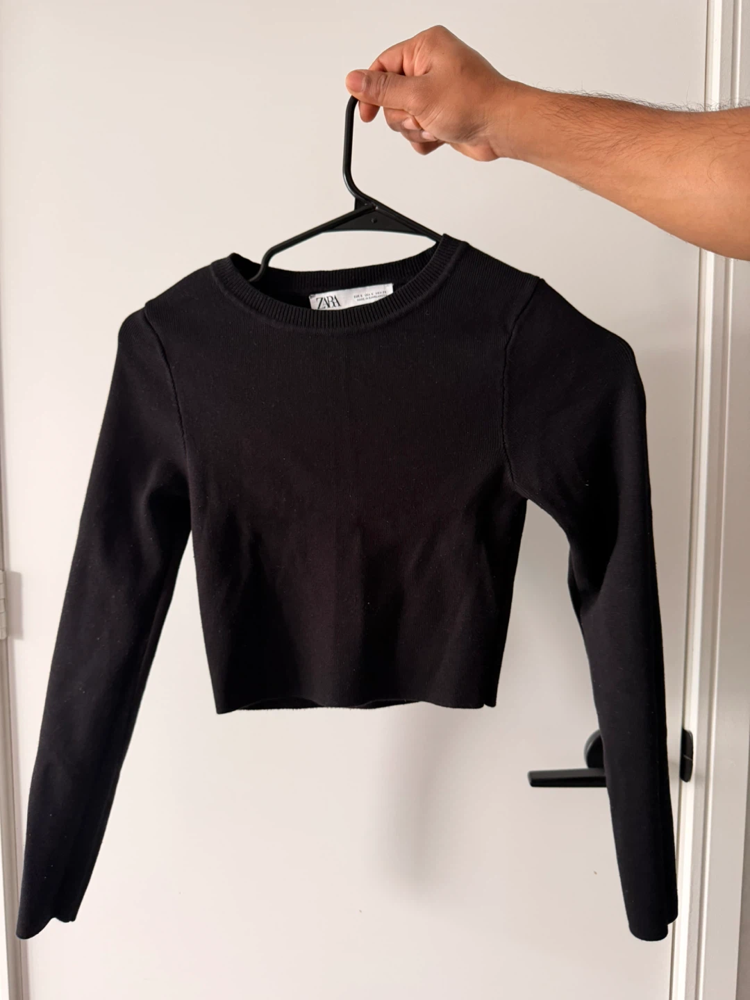 ZARA Black Cropped Long Sleeve Top