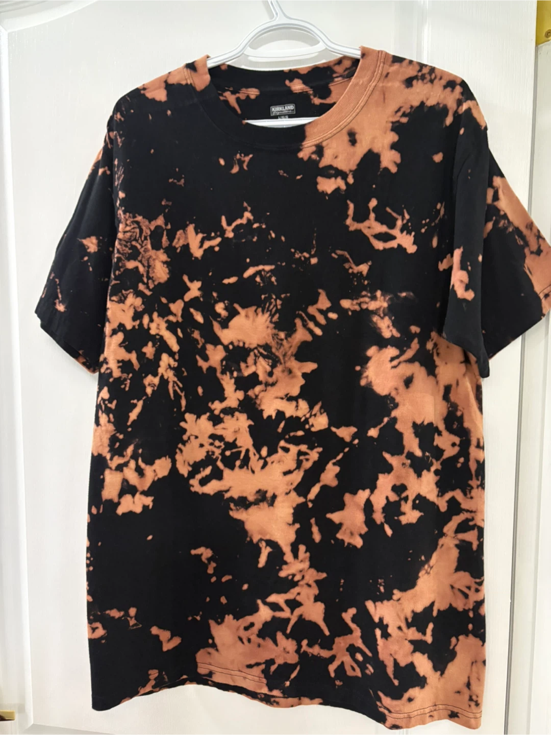 Kirkland Signature Black & Tan Tie-Dye T-Shirt