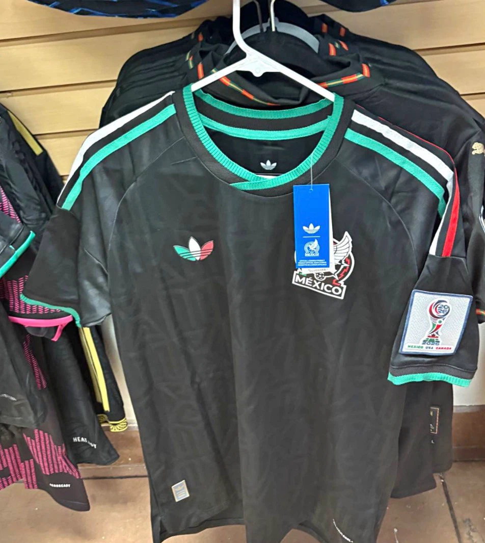 Adidas Mexico National Team Soccer Jersey 2022 World Cup