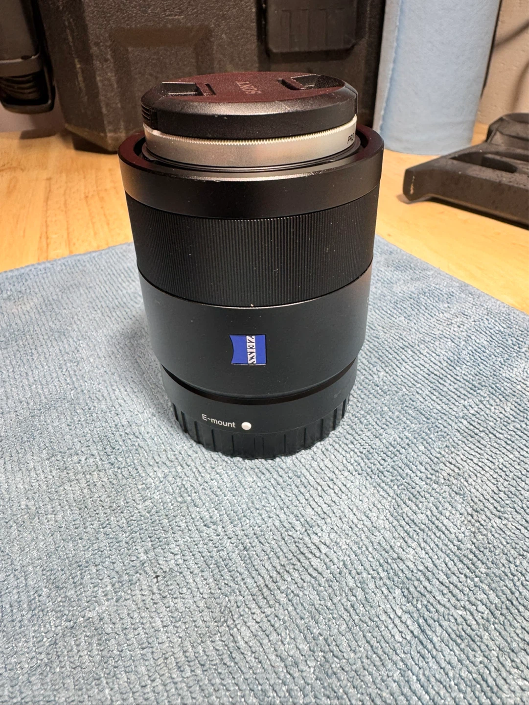 Carl Zeiss Sonnar FE 1.8/55 ZA Lens - photo 2