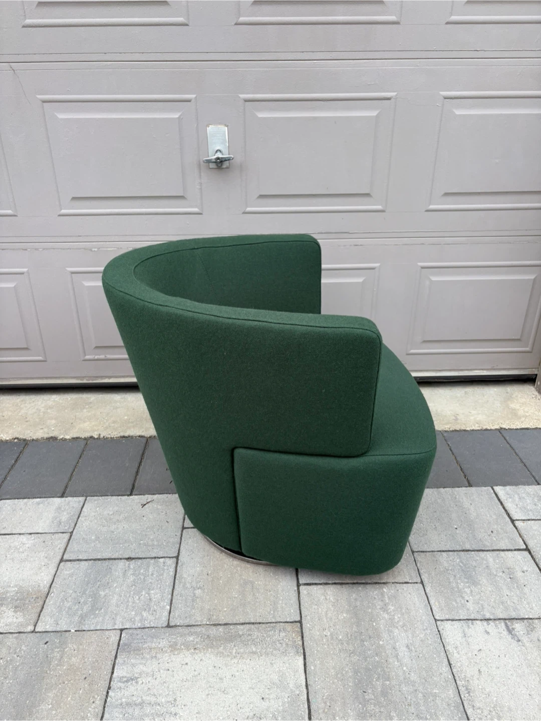 Green Accent Chair - photo 2