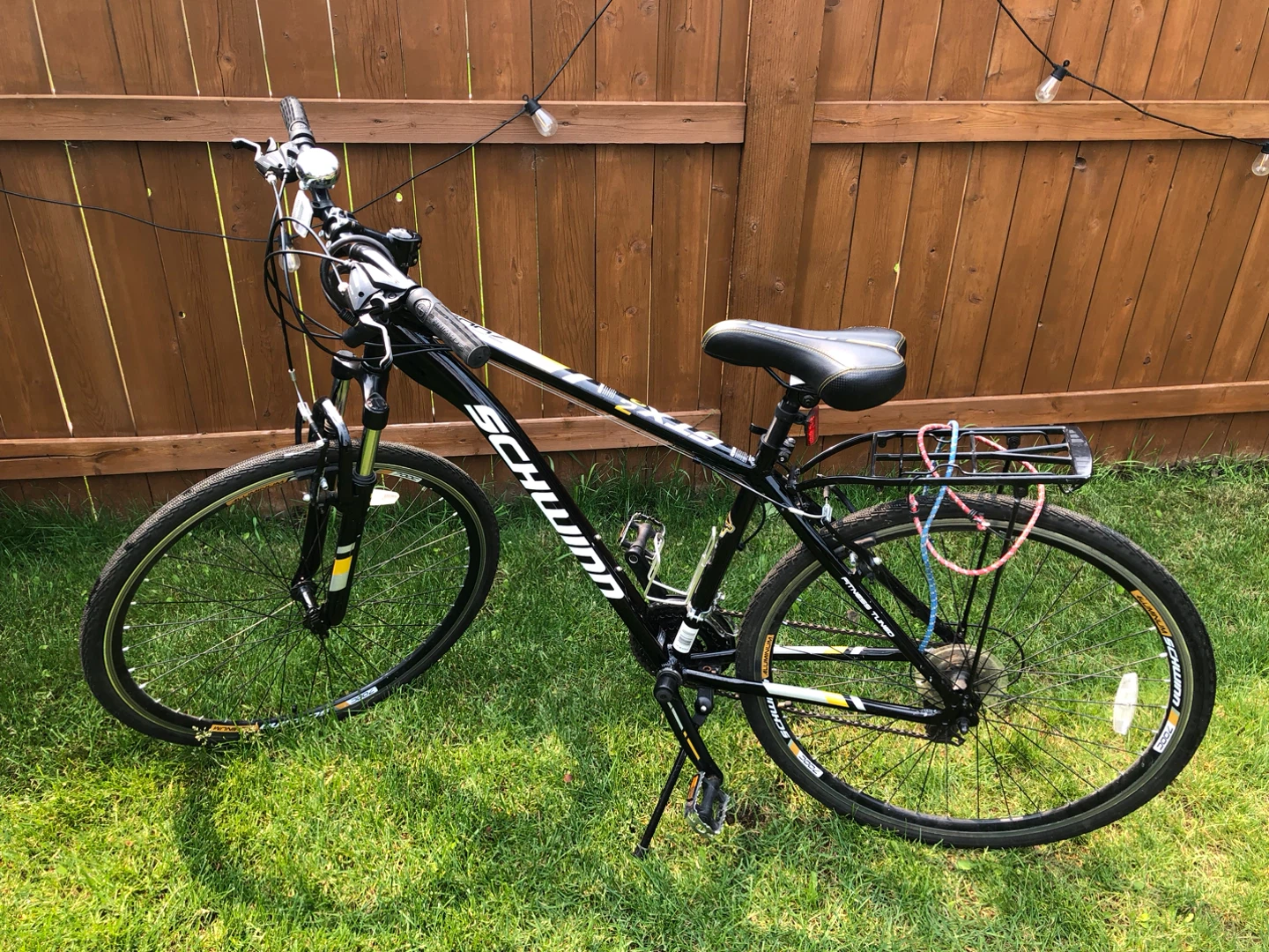 Schwinn Hybrid Bike