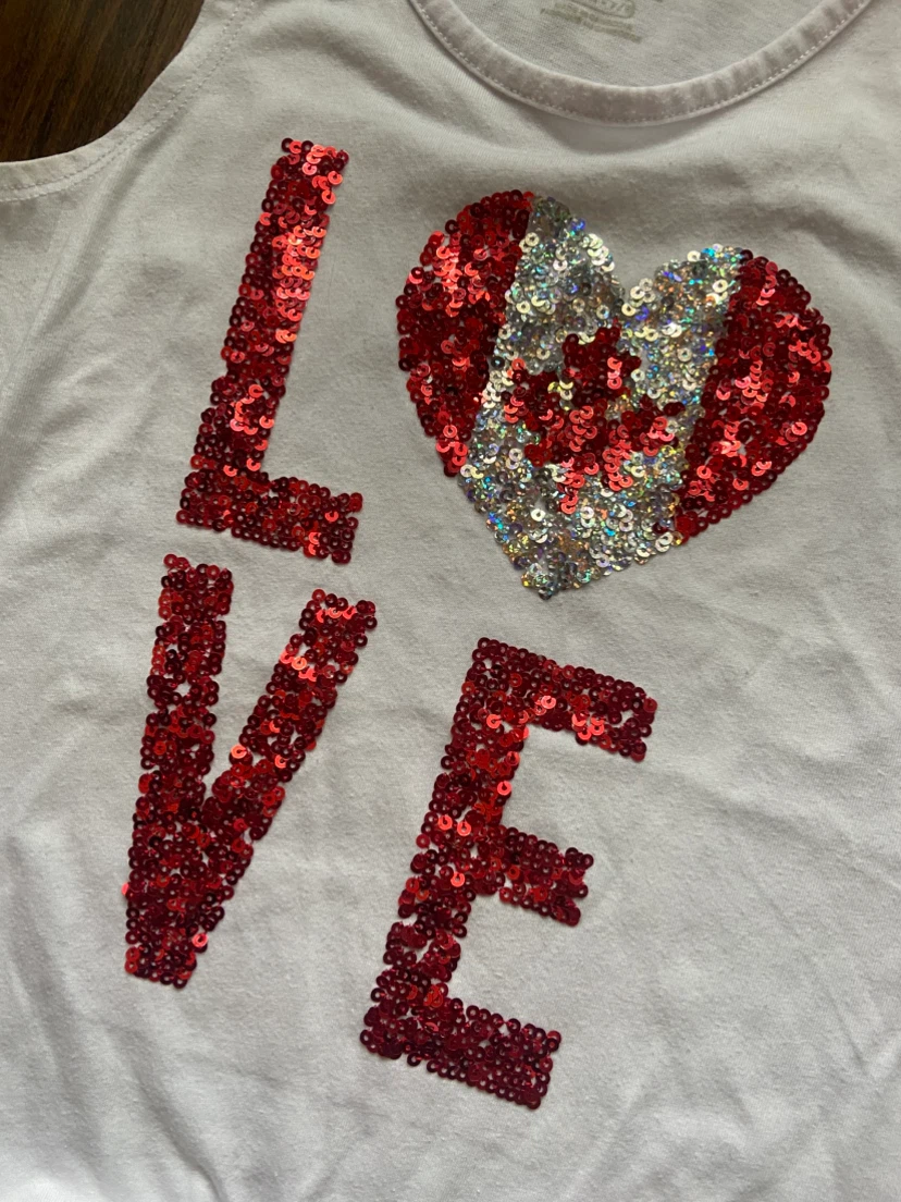 Children's Place Sequin LOVE Canada Day Tank Top M/7-8 - photo 2