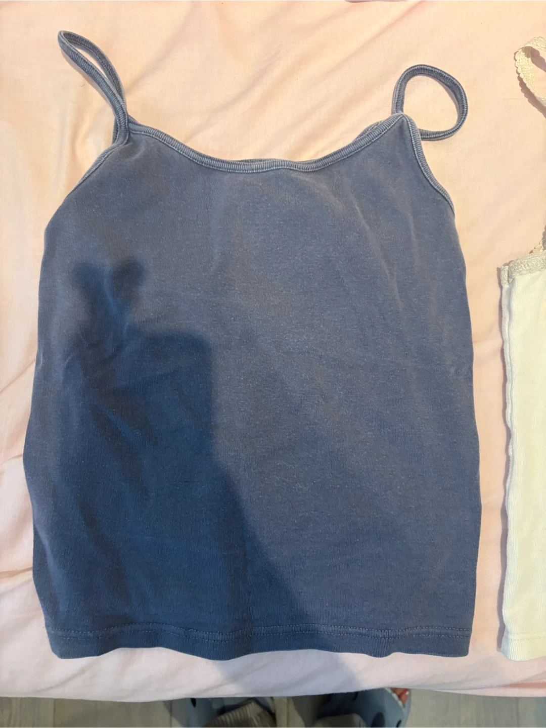 Brandy melville tank tops - photo 2