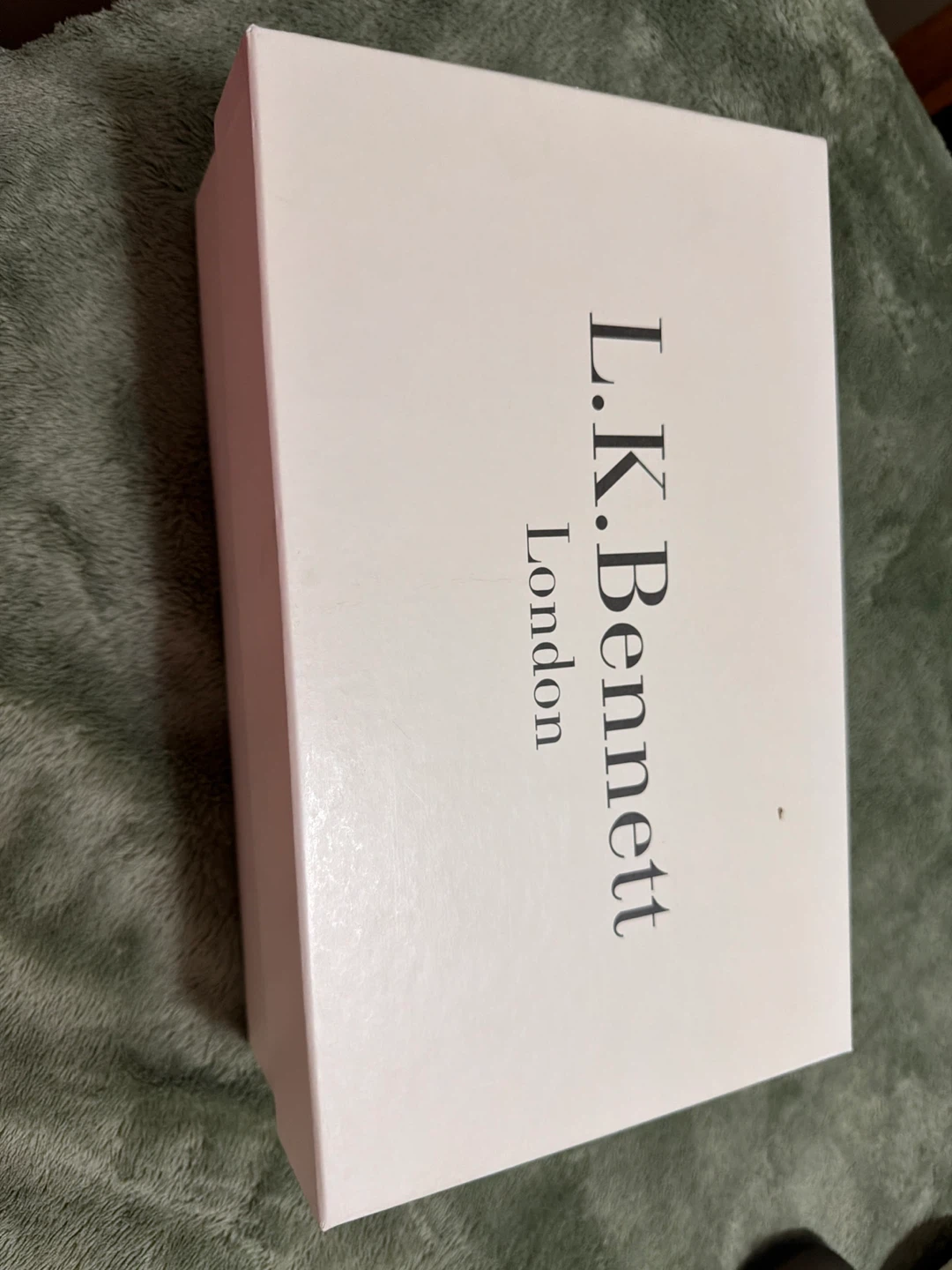 L.K.Bennett Silver Textured Heels Size 37 - photo 4