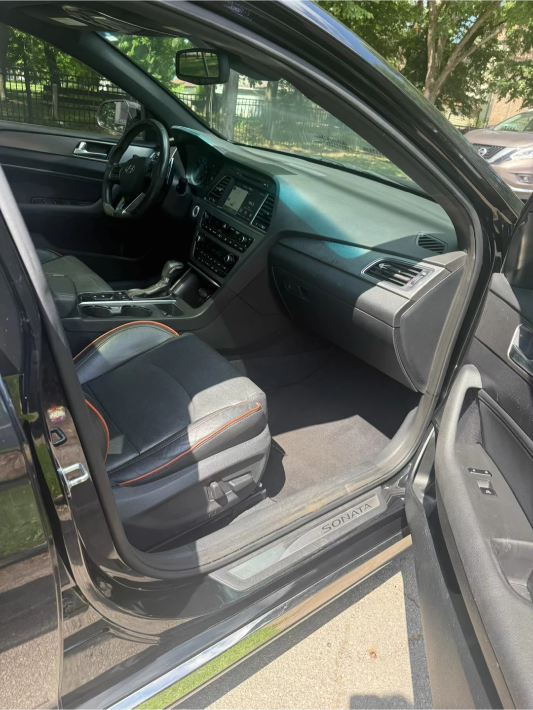 Hyundai Sonata Sport 2.0T Sedan - photo 2