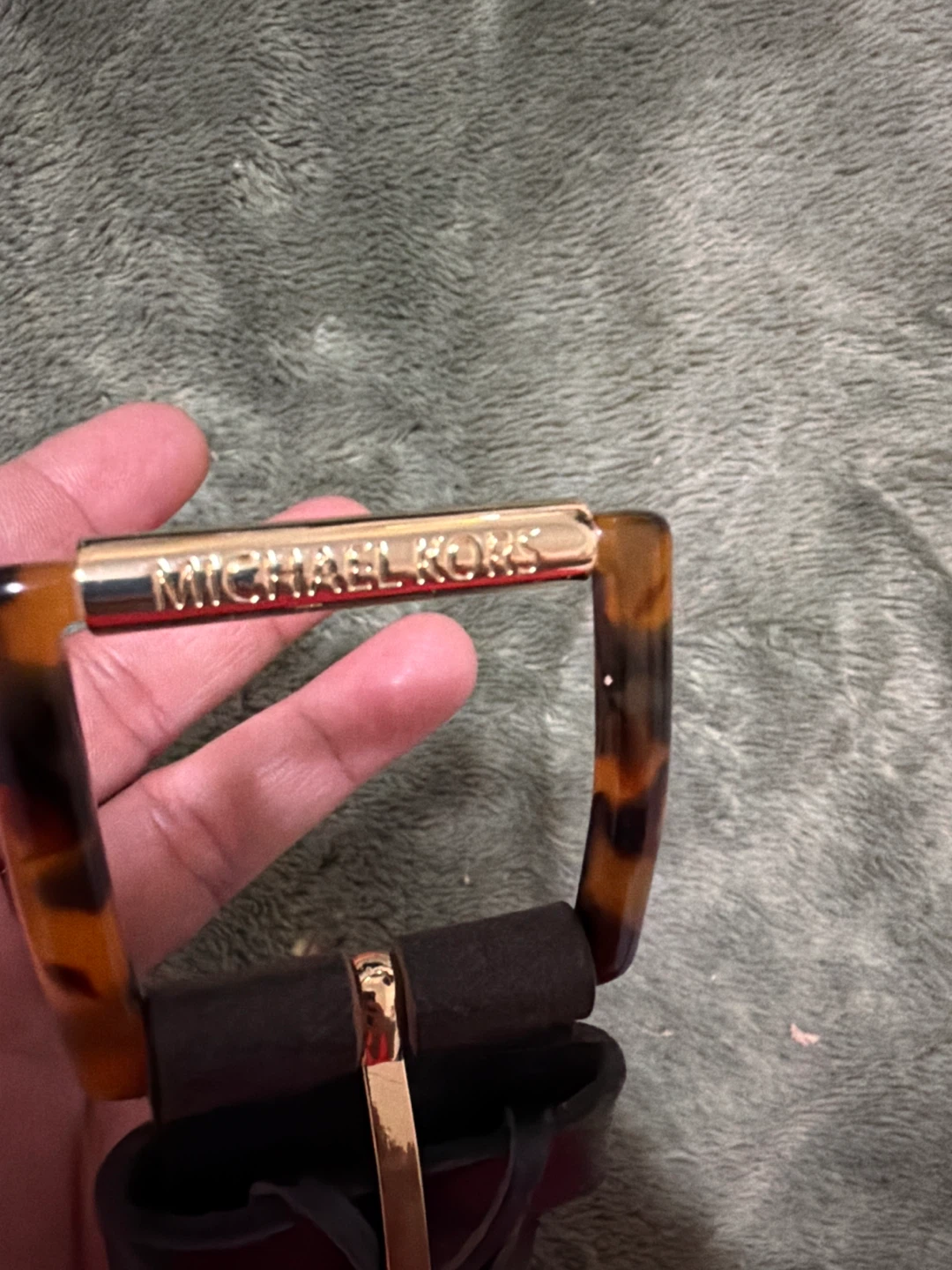 Michael Kors Black Leather Belt with Tortoise Buckle - Medium - photo 2