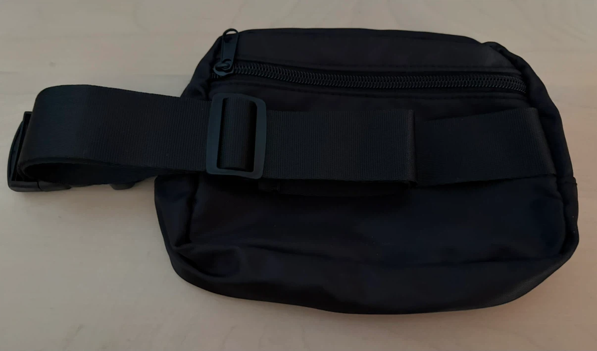 Team Canada x Uber Beltbag - photo 2