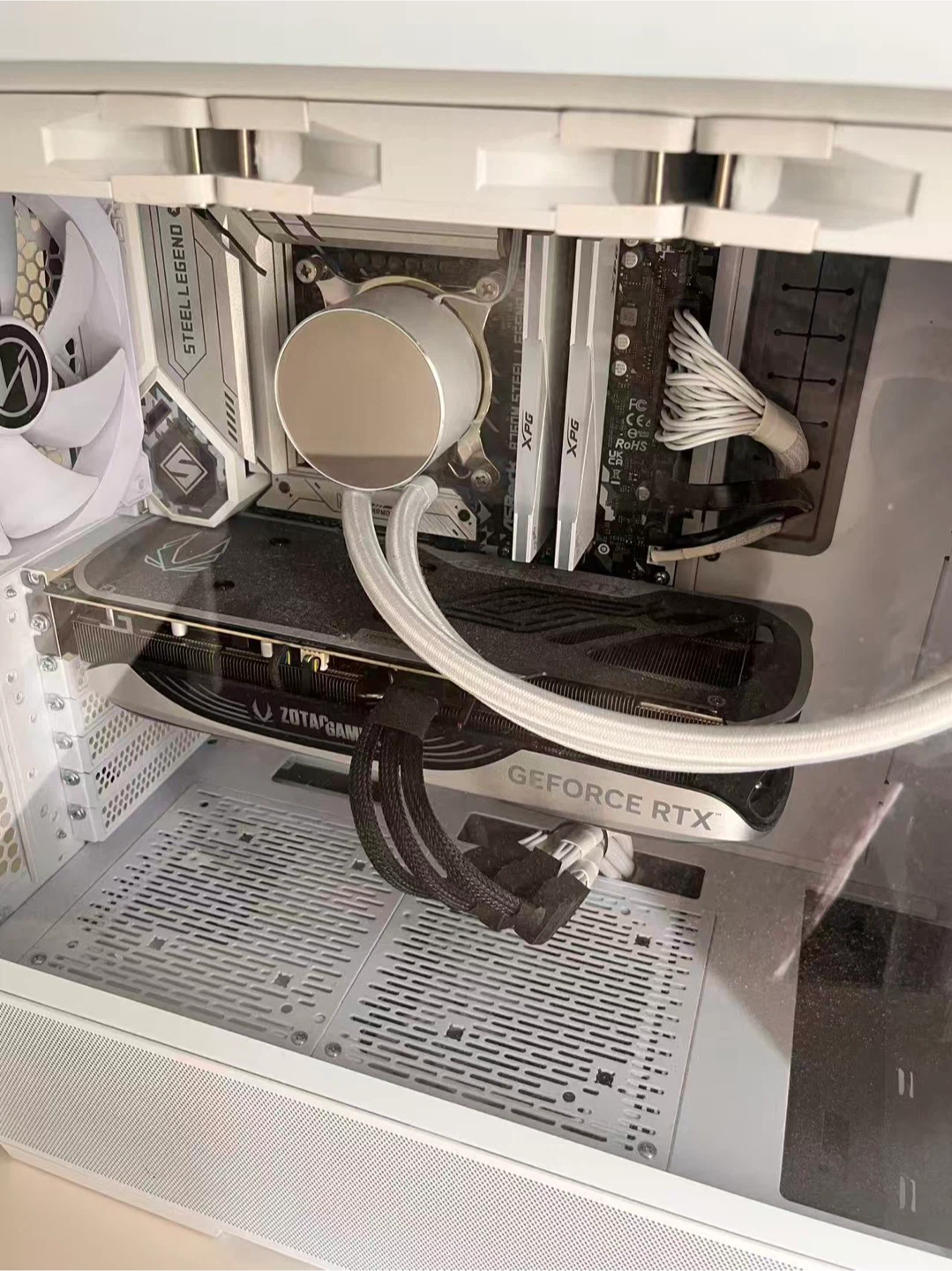 Custom White Gaming PC - RTX 4070 Ti, i7-13700KF - photo 2