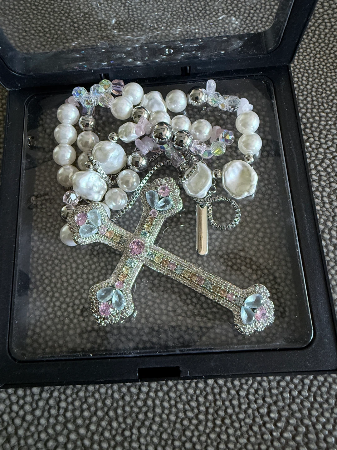 Beaded Cross Necklace with Pearls and Rhinestones - photo 5