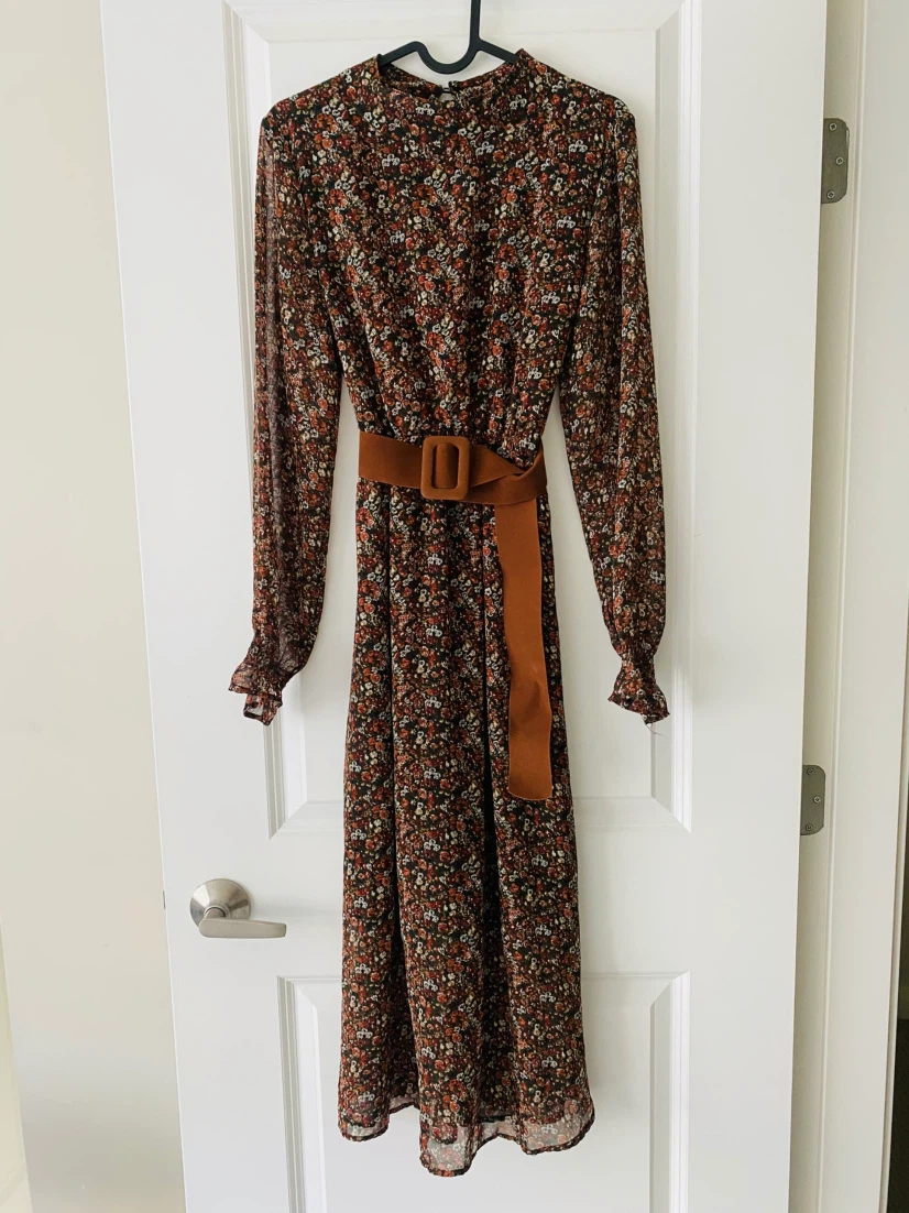 Floral Print Long Sleeve Midi Dress with Belt