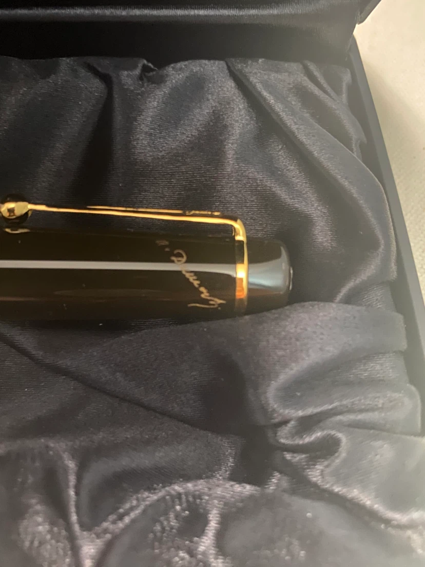 Montblanc Meisterstück A. Dumas Limited Edition Pen - photo 3