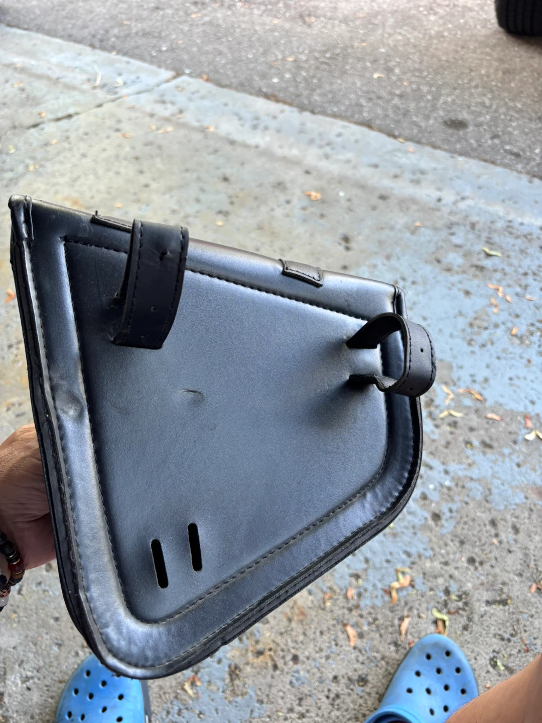 KEMI MOTO Black Leather Motorcycle Saddlebag - photo 2