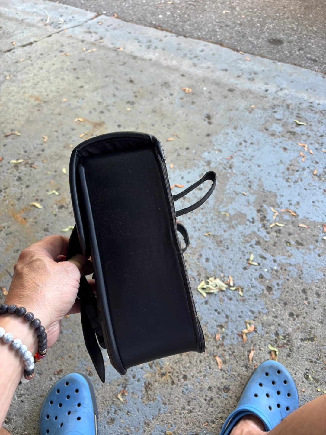 KEMI MOTO Black Leather Motorcycle Saddlebag - photo 3