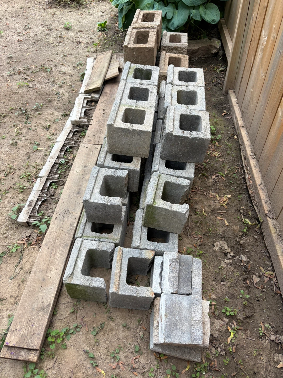 Retaining wall blocks - photo 2