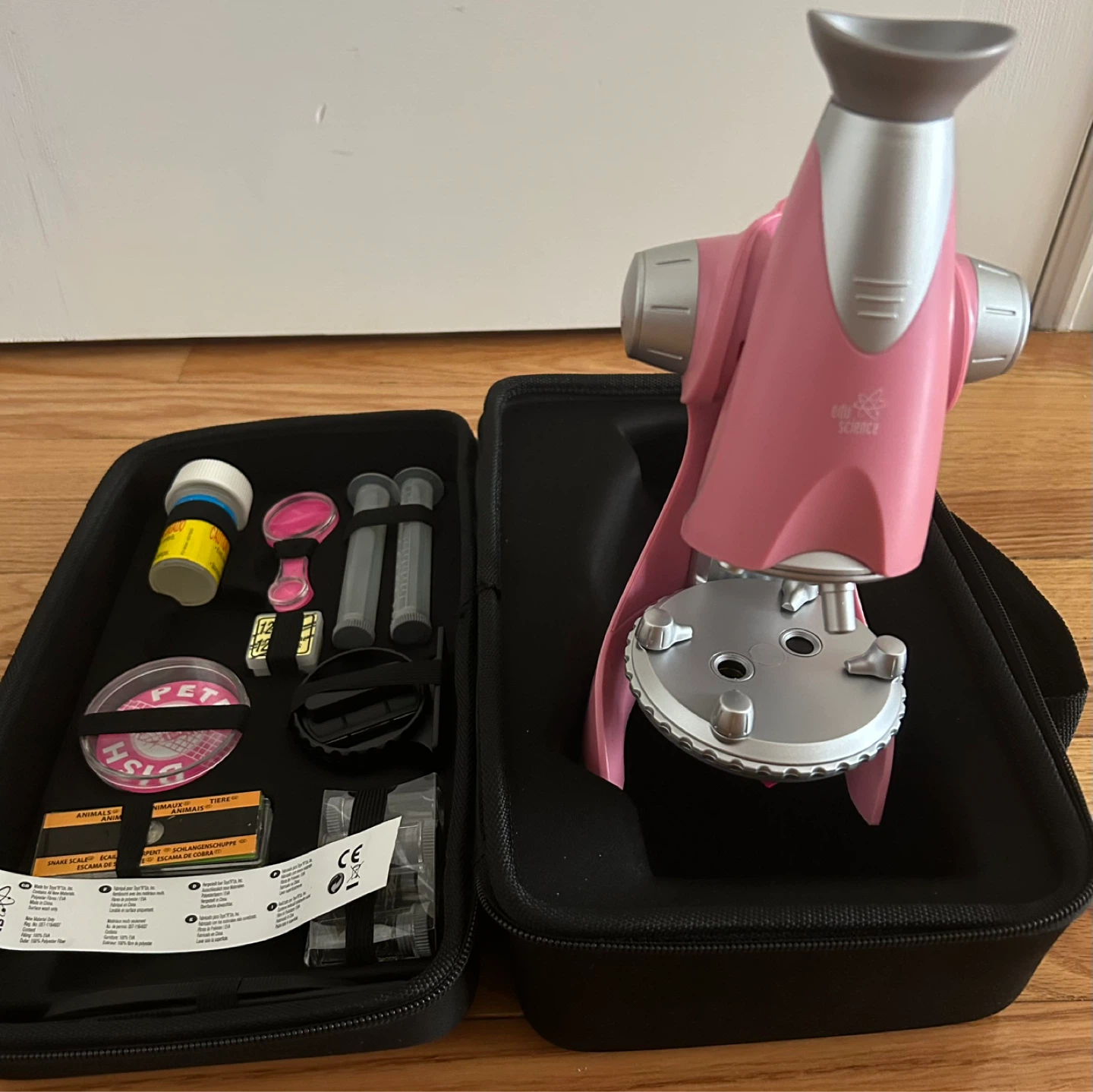 Edu Science Pink Microscope with Carrying Case and Accessories - photo 4