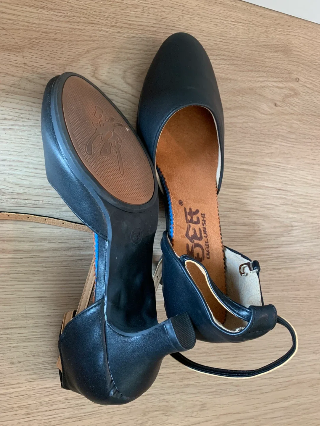 Black Leather Dance Shoes Size 39 - photo 2